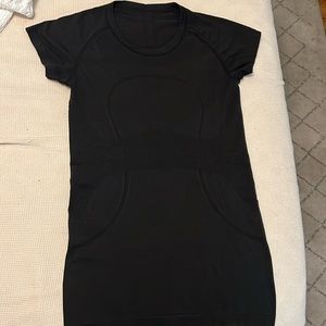 LULULEMON Swiftly Tech Crew Neck